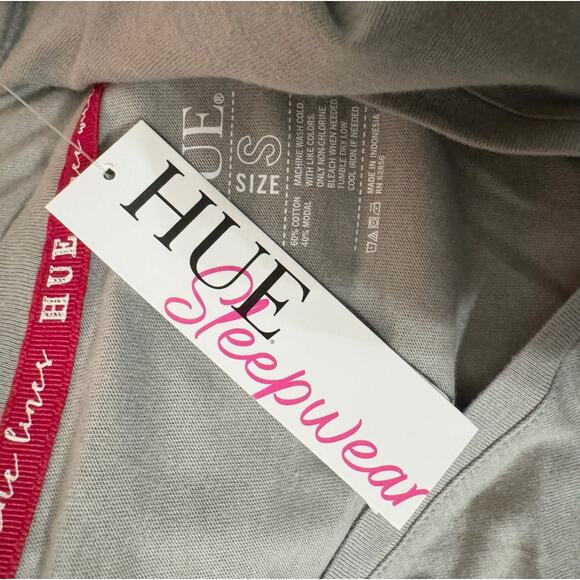 HUE Pajama Top Womens Small Gray Sleepwear Cozy Comfy Lounge Modern Minimalism - Picture 4 of 6